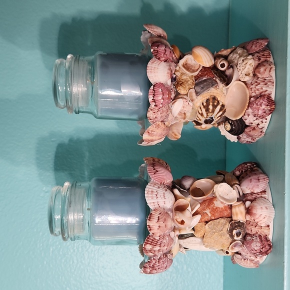 Hand Crafted Sea Shell Accented Candle Holders with Candles Set - Picture 10 of 10